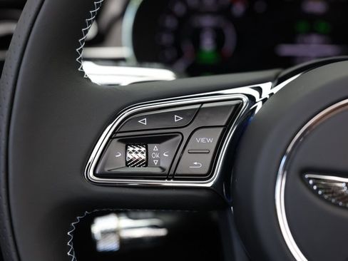 Used 2025 Bentley Continental GTC image 41