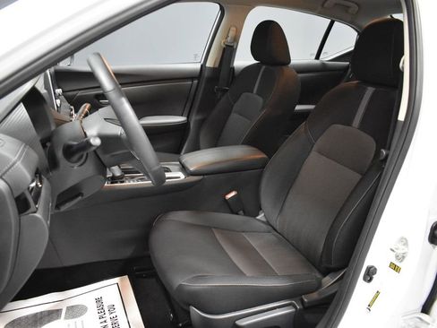 Certified 2025 Nissan Sentra SV w/ All-Weather Package FWD image 5
