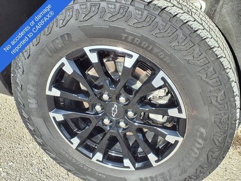 Used 2024 Chevrolet Traverse Z71 image 9