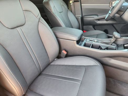 New 2026 Kia Sorento EX FWD image 10
