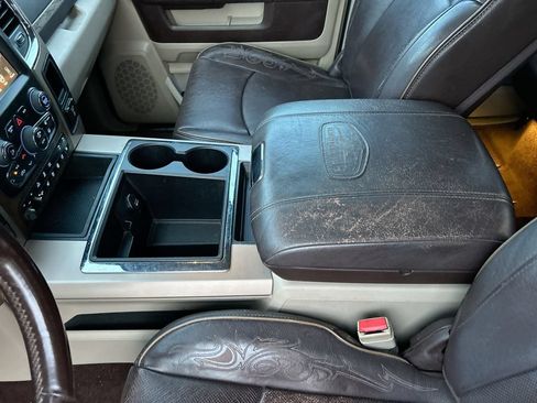 Used 2014 RAM 1500 Laramie Longhorn w/ Convenience Group AWD/4WD image 28