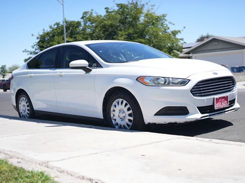 Used 2013 Ford Fusion S FWD image 17