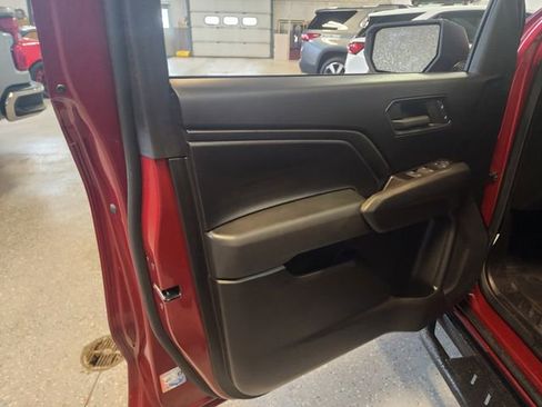 Used 2024 Chevrolet Colorado Trail Boss w/ Advanced Trailering Package image 10