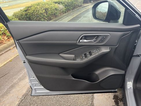 New 2026 Nissan Rogue Platinum w/ Platinum Premium Package image 16