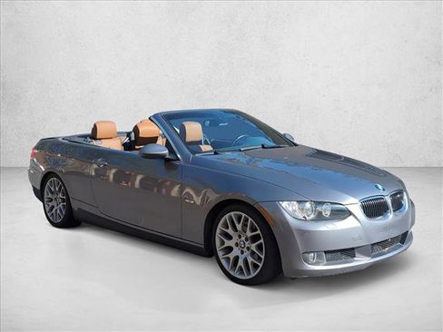 Used 2008 BMW 328i Convertible image 3