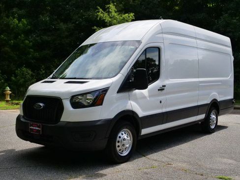 Used 2024 Ford Transit 250 148 High Roof Extended AWD w/ Load Area Protection Package image 6