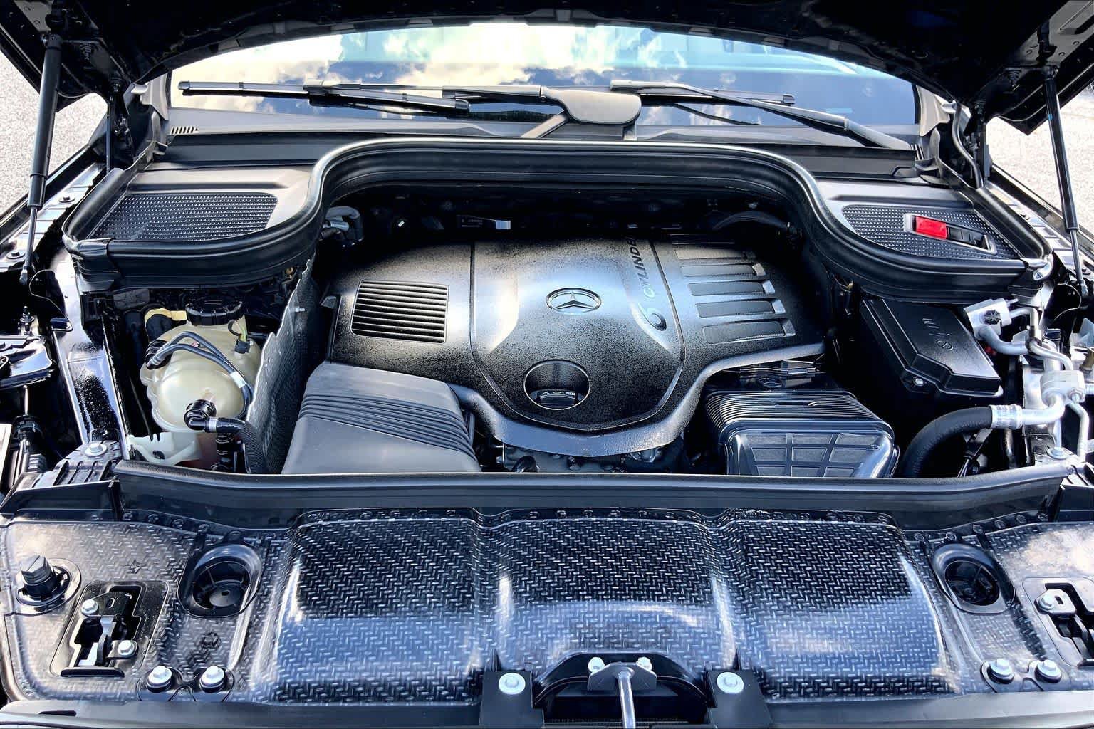 Used 2020 Mercedes-Benz GLS 450 4MATIC image 31