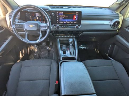 Used 2023 Chevrolet Colorado LT w/ LT Convenience Package image 17