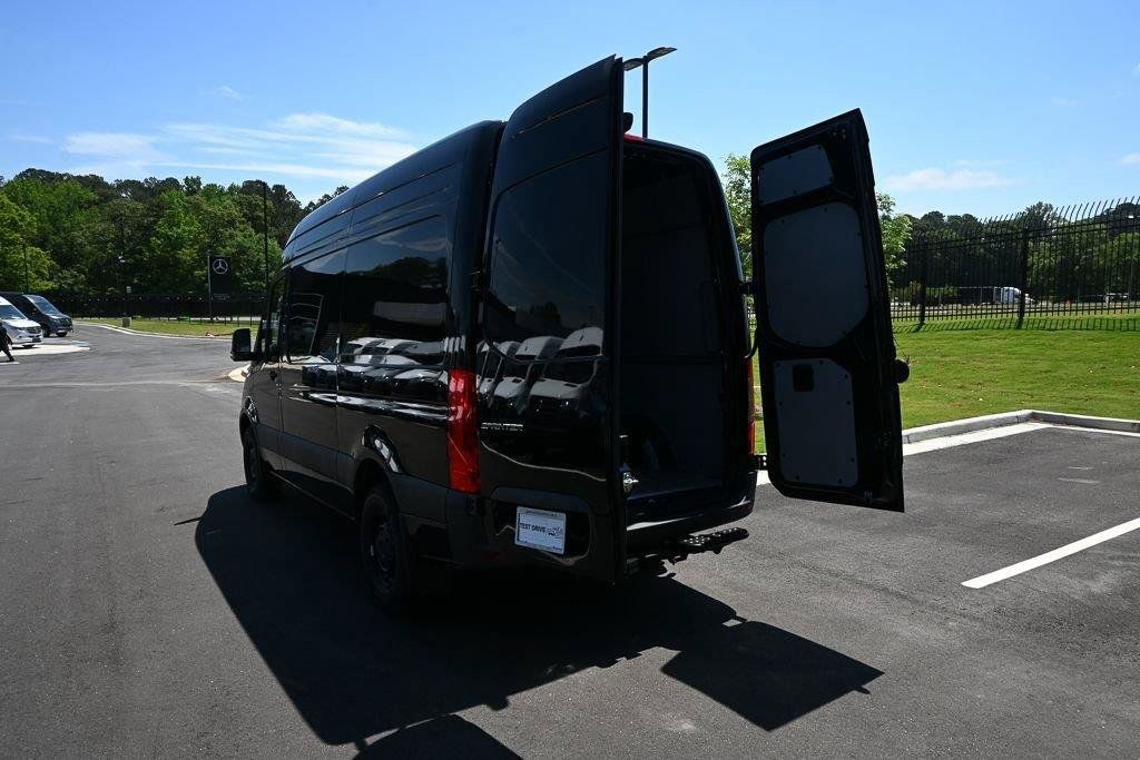 Used 2026 Mercedes-Benz Sprinter 2500 image 30