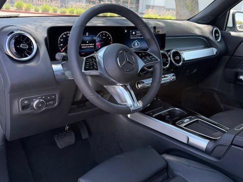 New 2026 Mercedes-Benz GLB 250 image 28