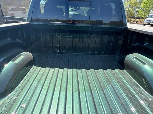 New 2026 RAM 1500 Big Horn AWD/4WD image 13