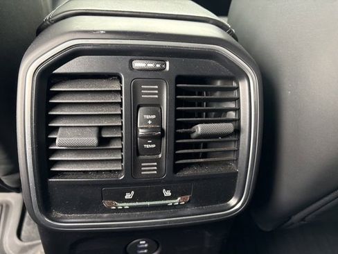 Used 2021 Porsche Macan GTS AWD/4WD image 27