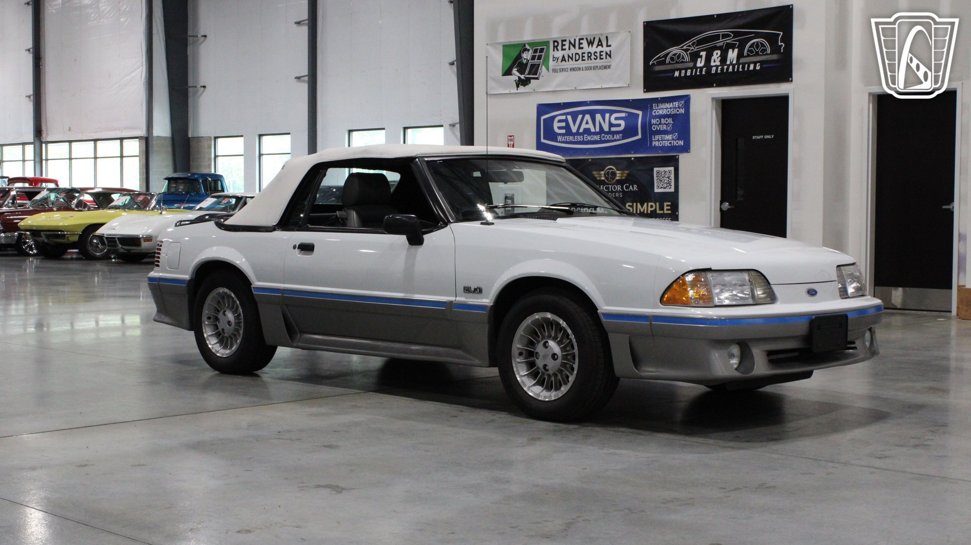 Used 1988 Ford Mustang GT RWD image 26