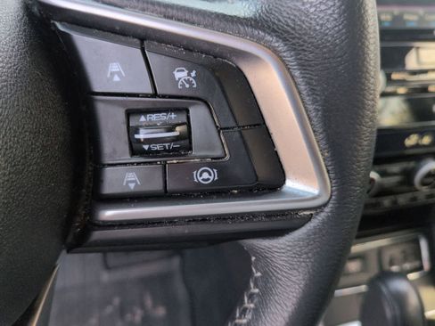 Used 2021 Subaru Ascent Premium w/ Convenience Package image 14