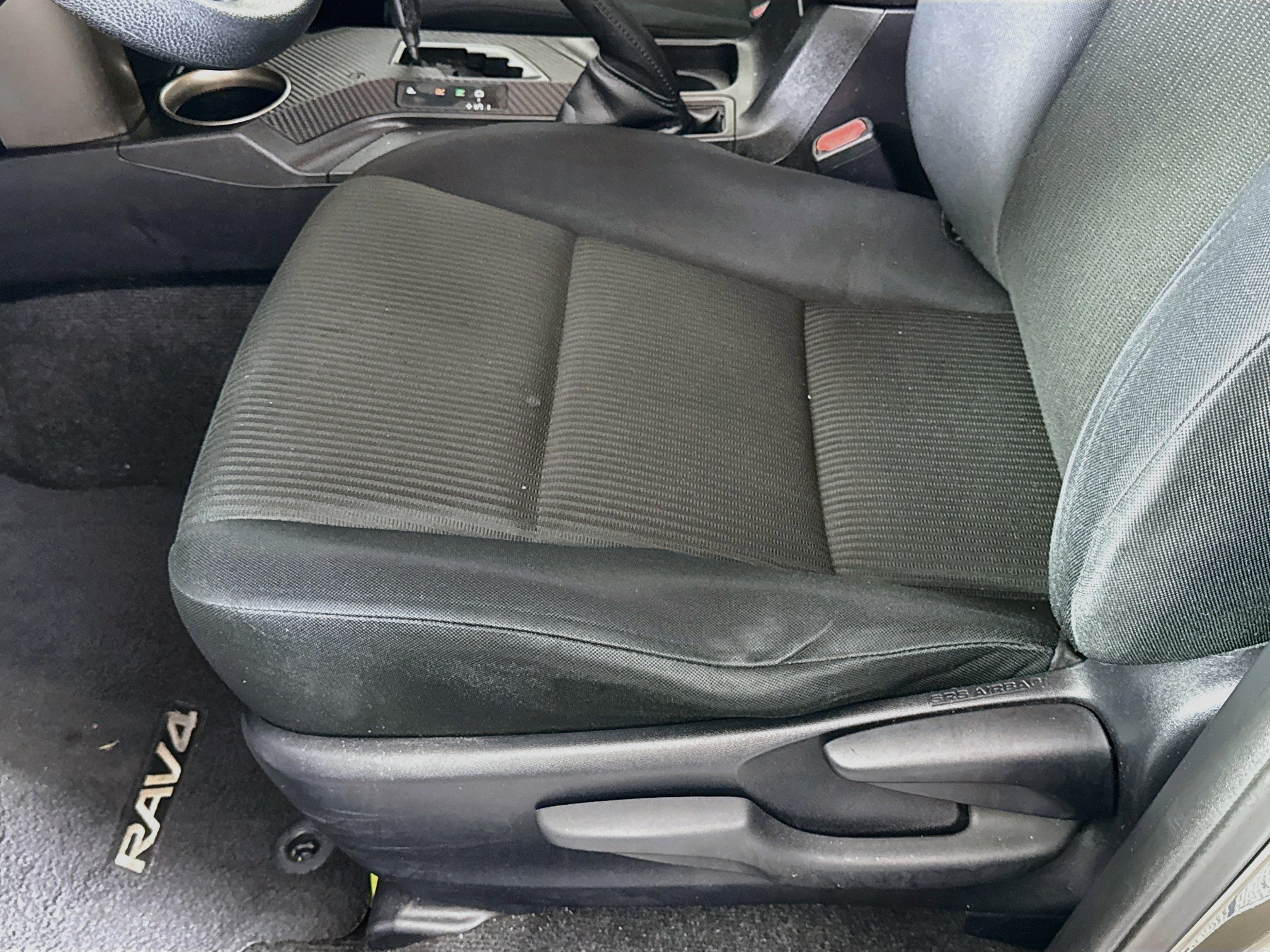 Used 2015 Toyota RAV4 LE AWD/4WD image 20