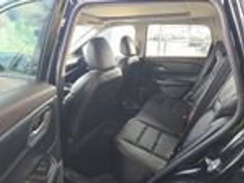 Used 2023 Nissan Rogue SL AWD/4WD image 10