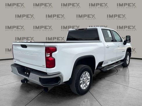 Used 2025 Chevrolet Silverado 2500 LT AWD/4WD image 5