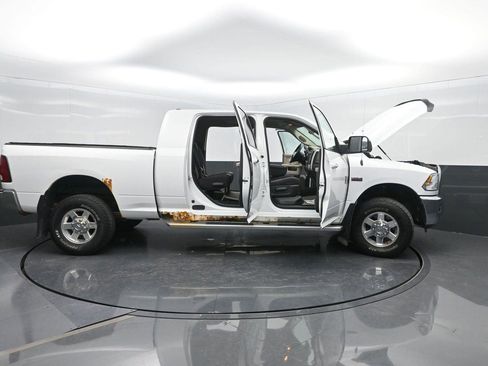 Used 2011 RAM 2500 Big Horn image 41