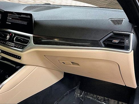 Used 2019 BMW 330i xDrive Sedan w/ Convenience Package image 16