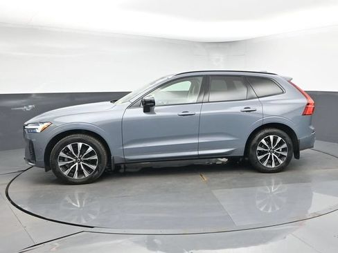 Used 2024 Volvo XC60 B5 Plus w/ Protection Package Premier AWD/4WD image 4