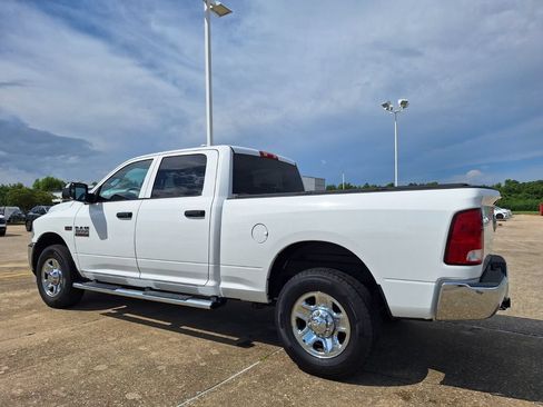 Used 2017 RAM 2500 Tradesman w/ Chrome Appearance Group RWD image 7