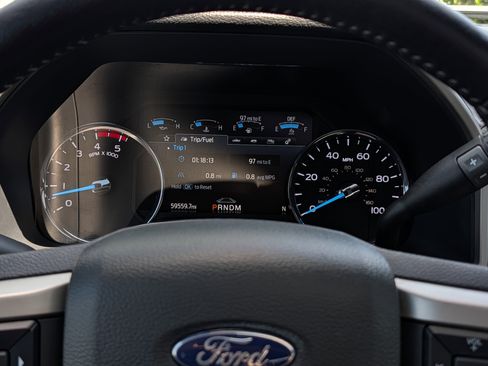 Certified 2022 Ford F250 Lariat w/ Tremor Off-Road Package image 35