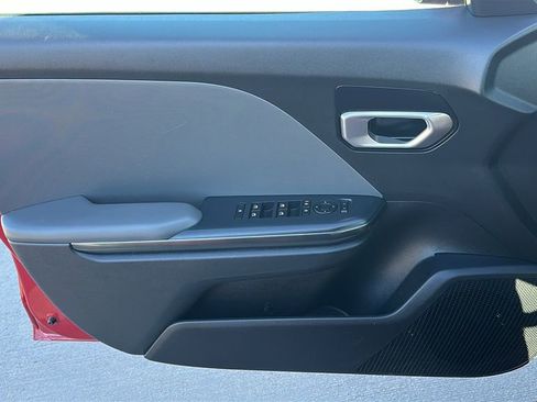 Used 2025 Kia K4 LXS image 19