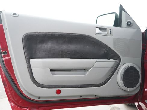 Used 2008 Ford Mustang GT Premium image 18