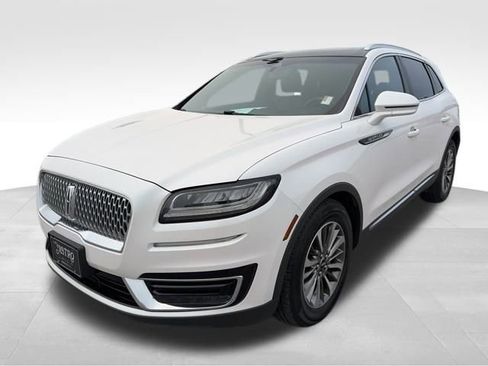 Used 2019 Lincoln Nautilus Select w/ Class II Trailer Tow Package image 3
