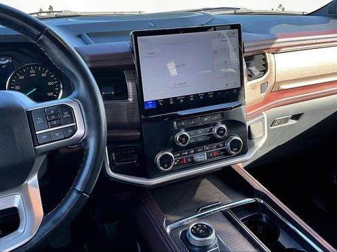 Used 2024 Ford Expedition Max Limited image 6