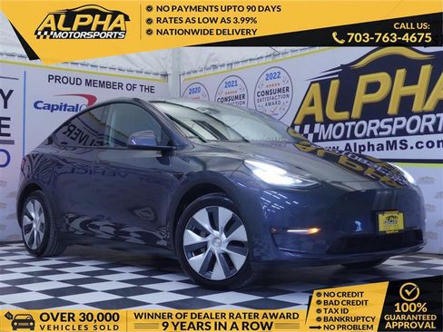 Used 2020 Tesla Model Y Long Range AWD/4WD image 1