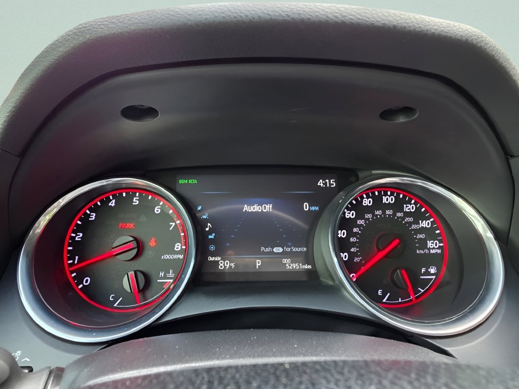 Used 2019 Toyota Camry XSE FWD image 14