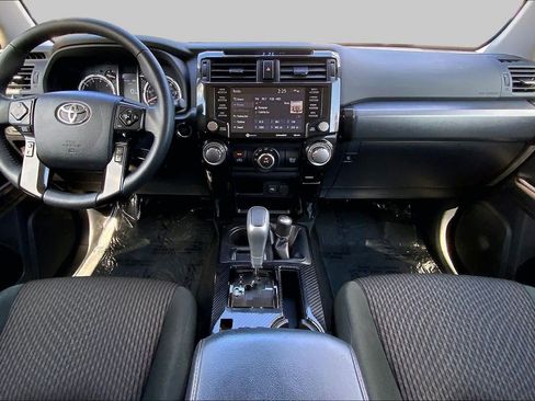 Used 2023 Toyota 4Runner TRD Off-Road AWD/4WD image 15