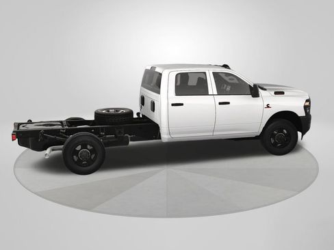 New 2025 RAM 3500 Tradesman AWD/4WD image 6