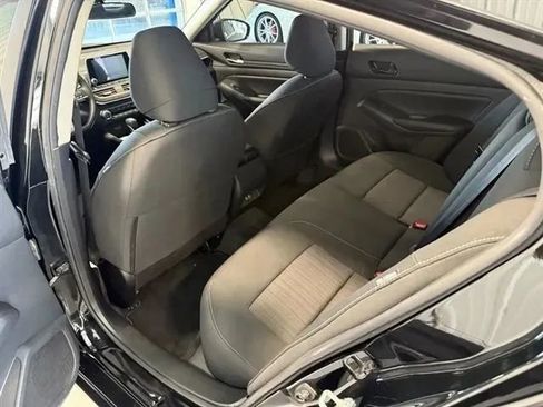 Used 2025 Nissan Altima 2.5 SV image 13