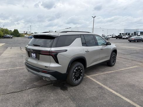 New 2026 Chevrolet Traverse Z71 w/ Driver Confidence Package AWD/4WD image 5