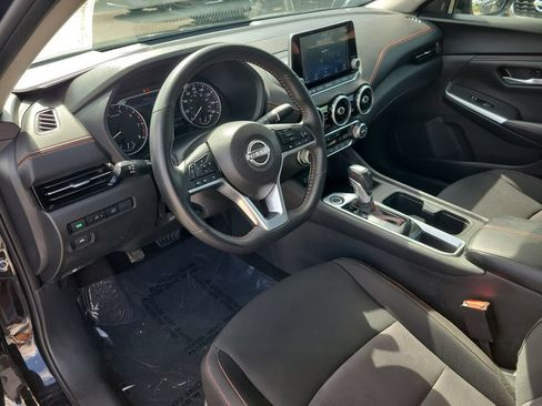 Certified 2025 Nissan Sentra SR FWD image 14