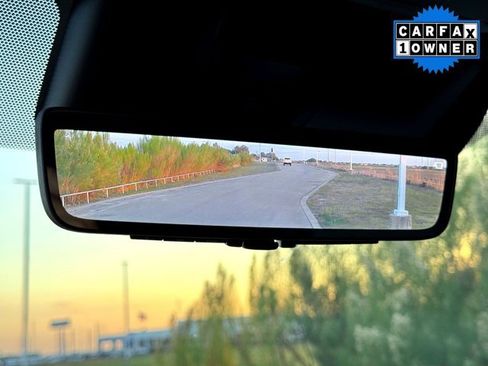 Used 2022 Toyota Tundra Platinum image 33