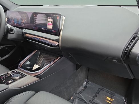 Certified 2025 BMW X3 xDrive30i w/ Convenience Package image 20