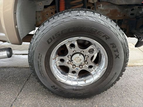 Used 2006 Ford F350 Lariat image 45