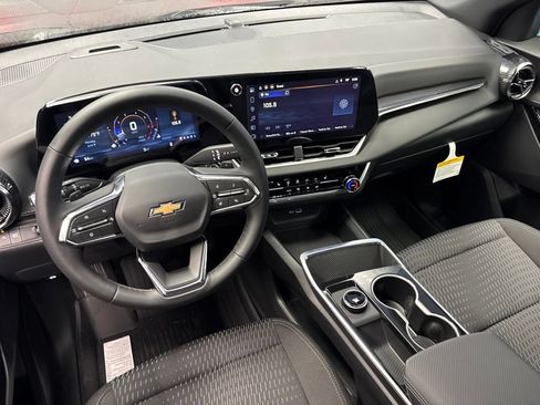 New 2026 Chevrolet Equinox LT FWD image 21