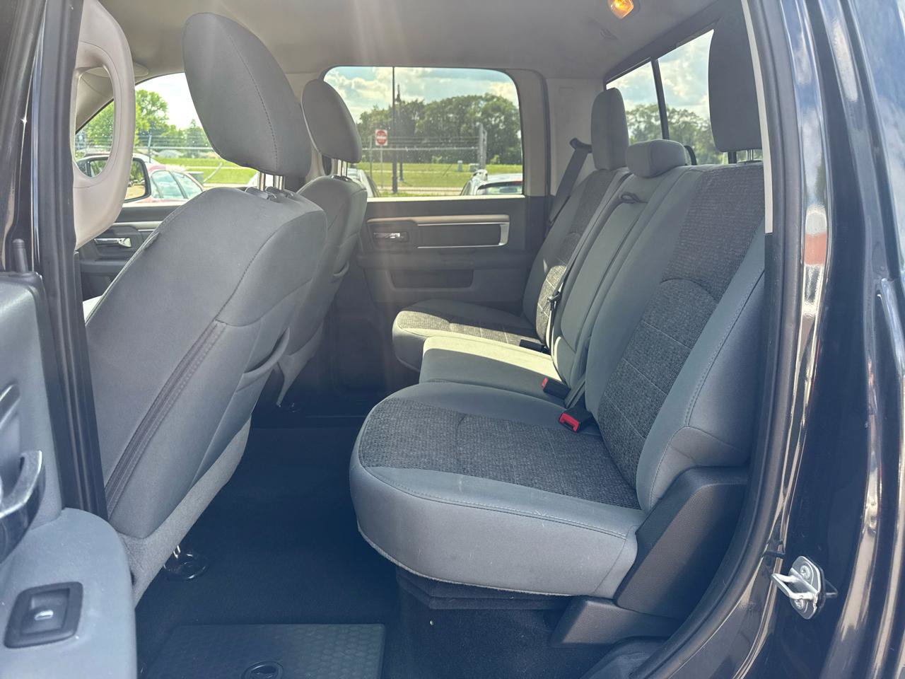 Used 2016 RAM 1500 Big Horn AWD/4WD image 11