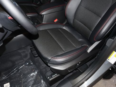 New 2026 Ford Escape ST-Line w/ Tech Pack #1 image 33