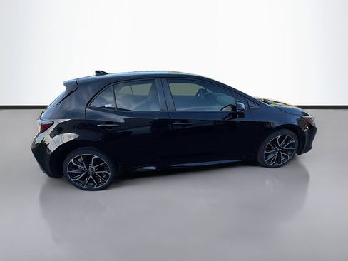 Used 2022 Toyota Corolla XSE image 2