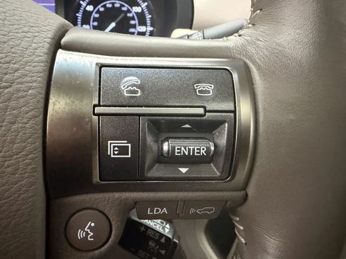 Used 2019 Lexus GX 460 Luxury AWD/4WD image 13