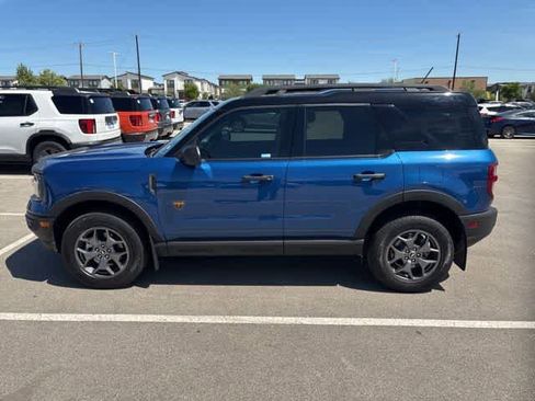 Used 2023 Ford Bronco Sport Badlands image 2