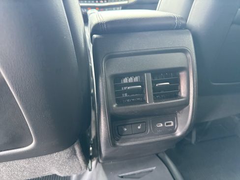Used 2019 Cadillac XT4 Premium Luxury w/ Enhanced Visibility Package FWD image 15