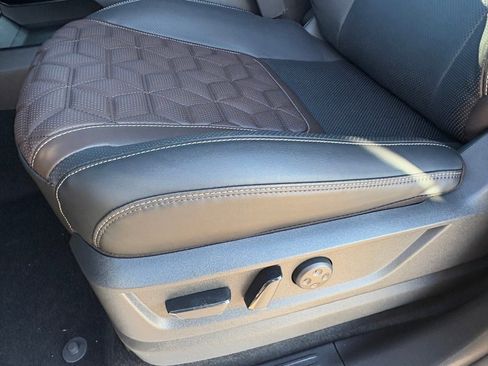 New 2026 Nissan Armada Platinum image 20