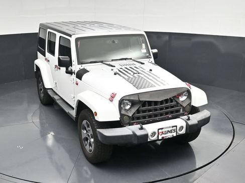 Used 2016 Jeep Wrangler Unlimited Sahara w/ Trailer Tow Group AWD/4WD image 45