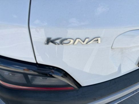 Used 2022 Hyundai Kona SEL w/ Convenience Package FWD image 8